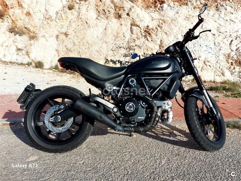 Ducati Scrambler – Vista 2