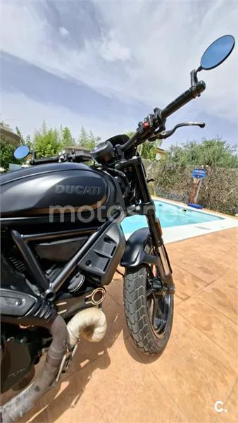 Ducati Scrambler - Vista 12