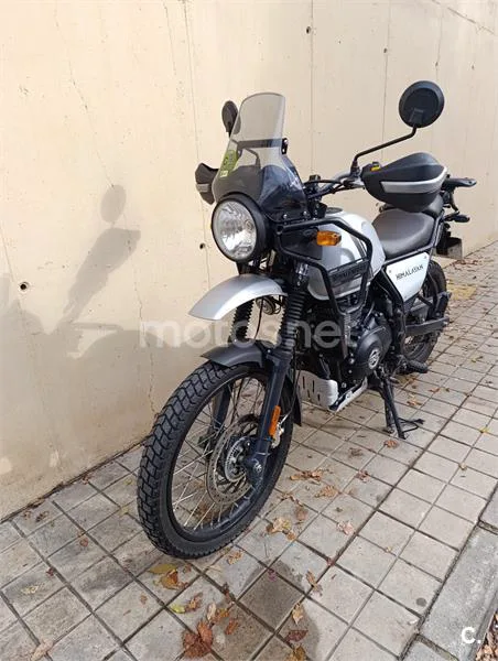 Royal Enfield Himalayan 410 – Vista 3