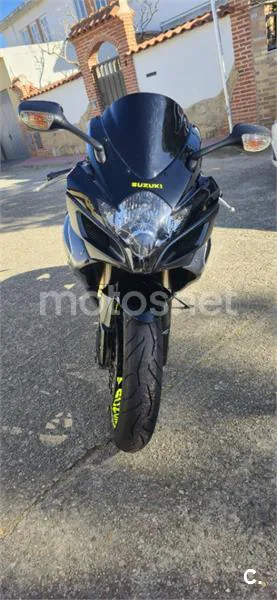 Suzuki GSX R600 – Vista 2