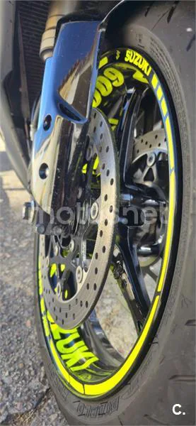 Suzuki GSX R600 – Vista 6