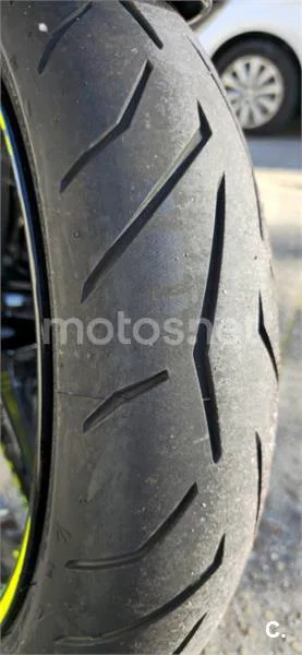 Suzuki GSX R600 – Vista 7