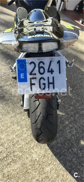 Suzuki GSX R600 – Vista 9