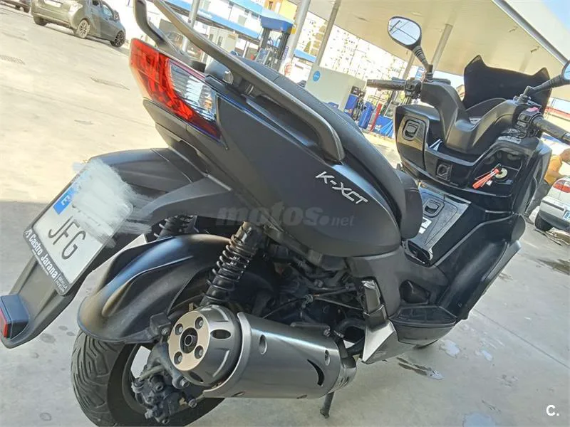 Kymco K-XCT 125i – Vista 7