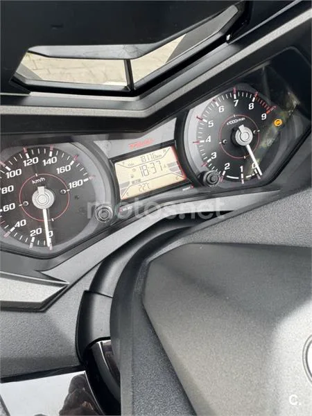 Yamaha TMAX 530 – Vista 8