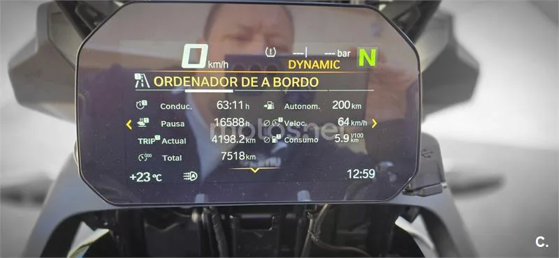 BMW F 750 – Vista 26