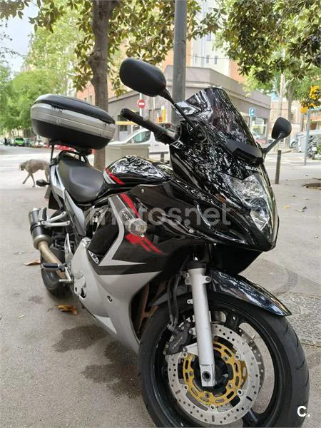 Suzuki GSX 650 F – Vista 8