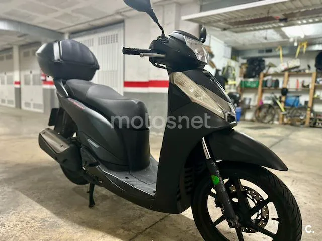 Honda SCOOPY SH300i Sport – Vista 4
