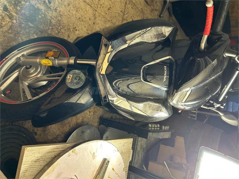 Honda CB 125 – Vista 2