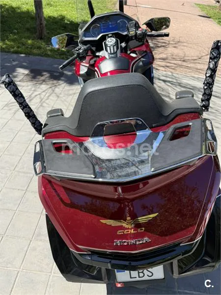 Honda GL 1800 Gold Wing – Vista 14