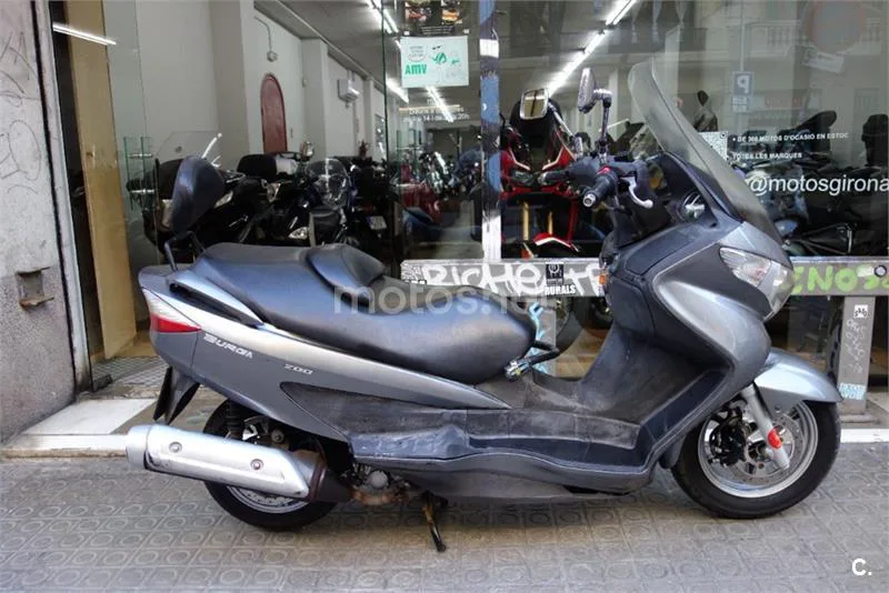 Suzuki Burgman 200 – Vista 3