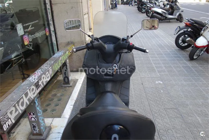 Suzuki Burgman 200 – Vista 7