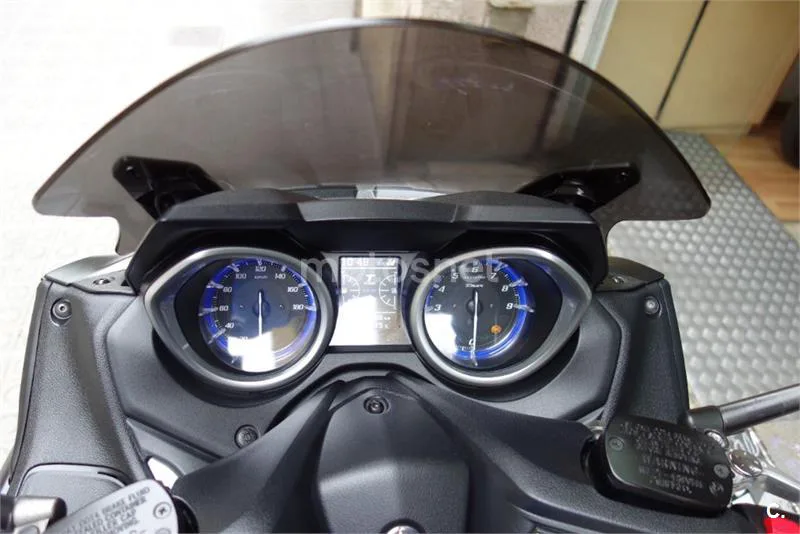 Yamaha TMAX 530 – Vista 7