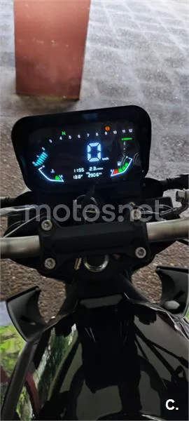 Voge 125 R – Vista 7