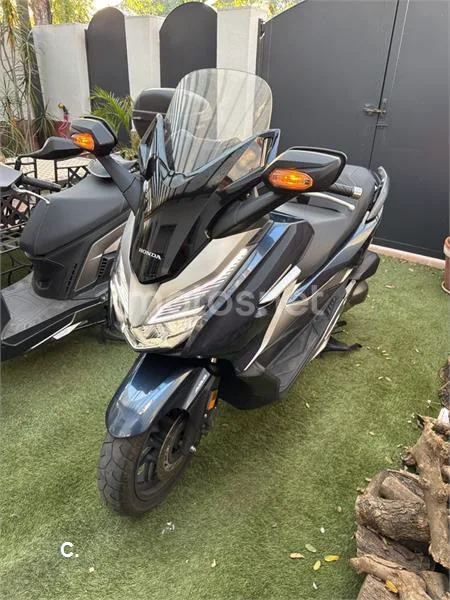 Honda Forza – Vista 2