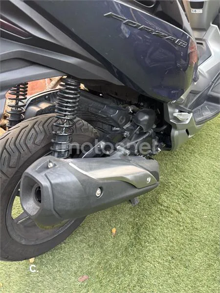 Honda Forza – Vista 7