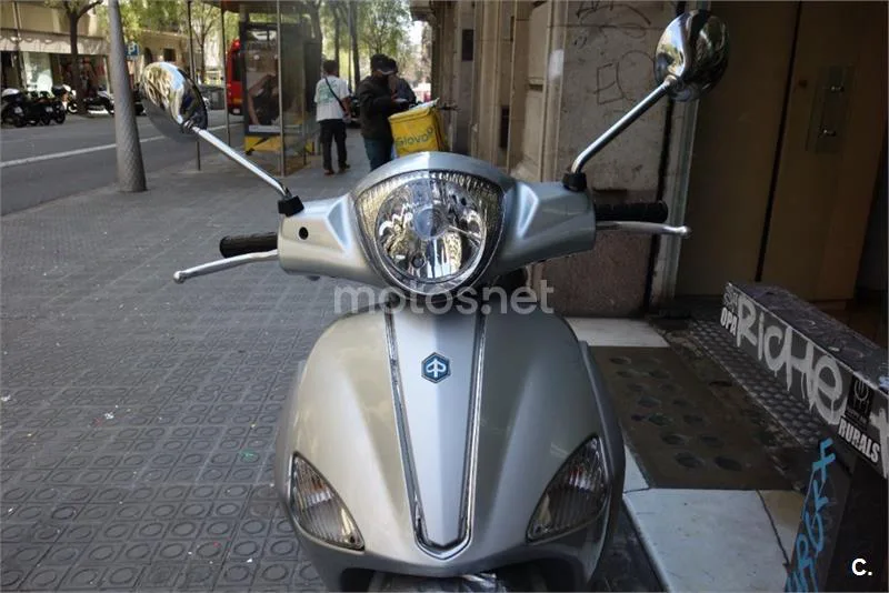 Piaggio Liberty 125 – Vista 8