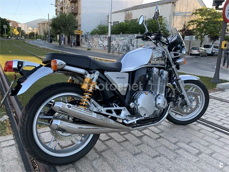 Honda CB 1100 – Vista 8