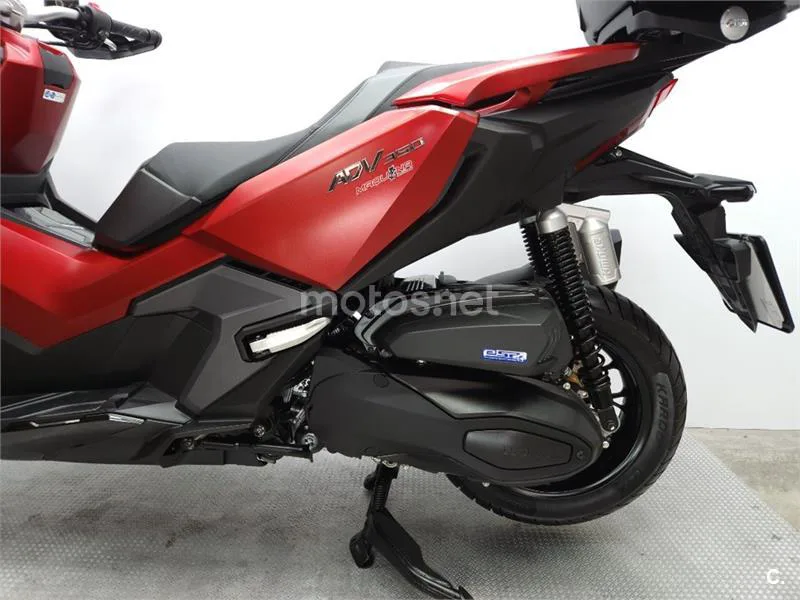 Honda ADV 350 – Vista 19
