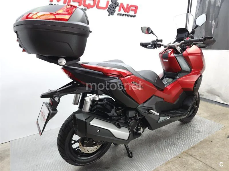Honda ADV 350 – Vista 4