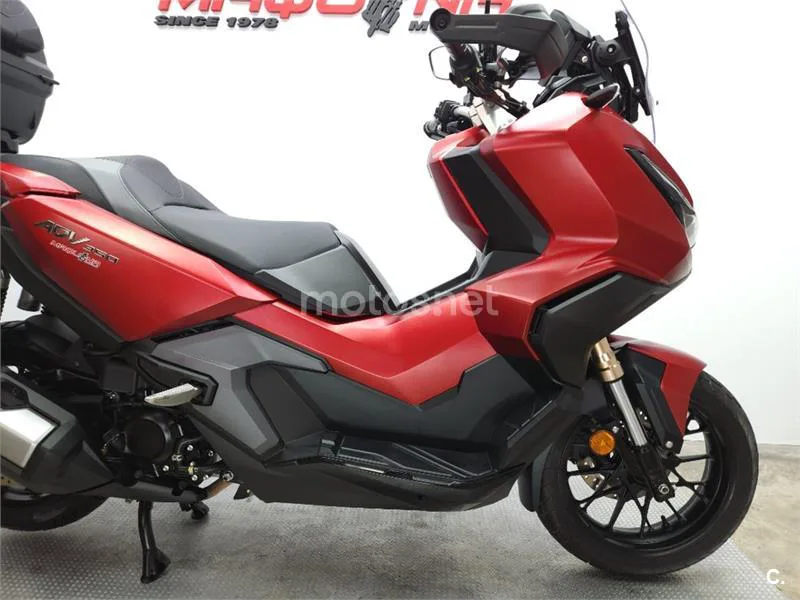 Honda ADV 350 – Vista 6