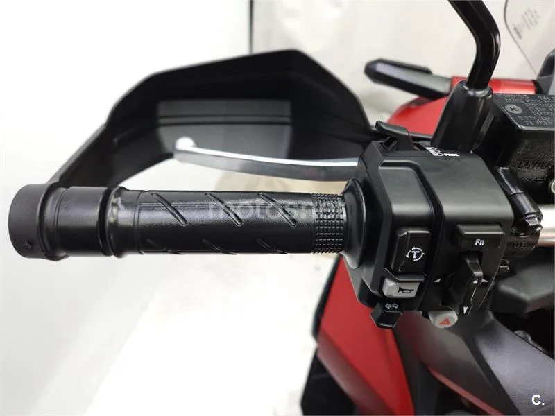 Honda ADV 350 – Vista 9