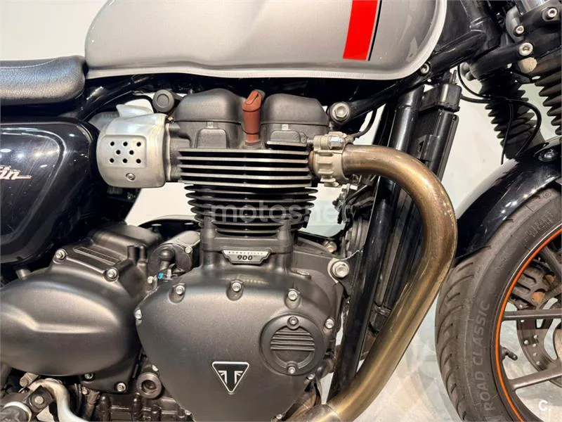 Triumph Street Twin – Vista 4