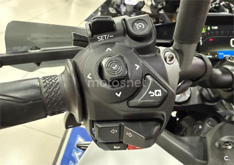 Yamaha MT-09 – Vista 4