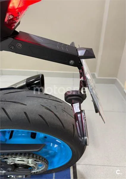 Yamaha MT-09 – Vista 9