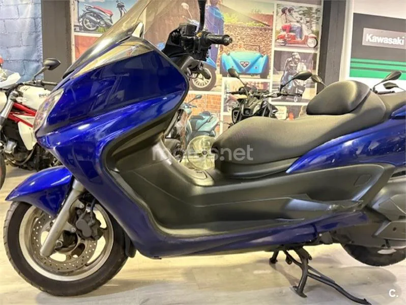 Yamaha Majesty 400 – Vista 3