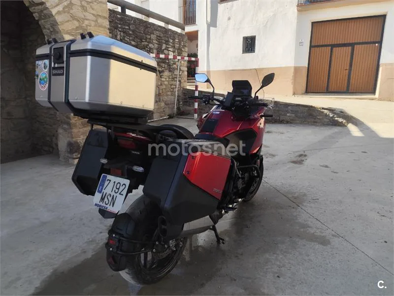 Honda NT1100 – Vista 5