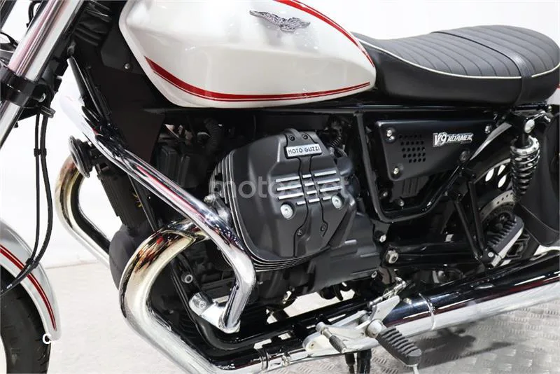 Moto Guzzi V9 – Vista 13
