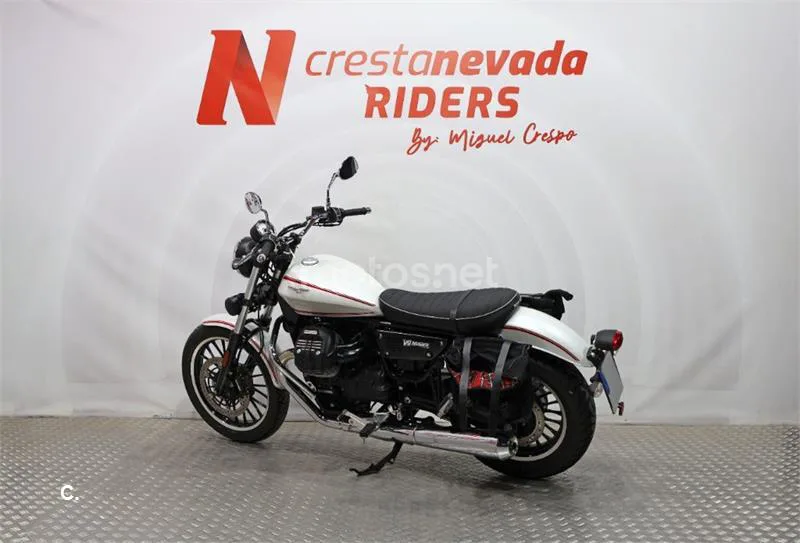 Moto Guzzi V9 – Vista 10