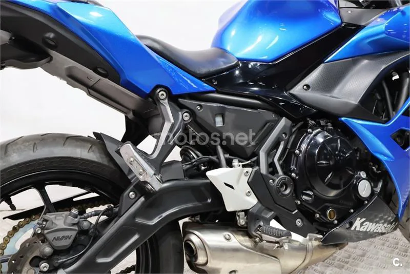 Kawasaki Ninja 650 – Vista 14