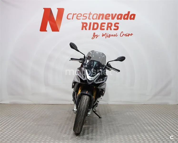 Aprilia Tuono V4 1100 – Vista 5