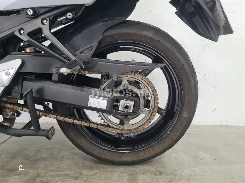 Yamaha FZ6 Fazer – Vista 7