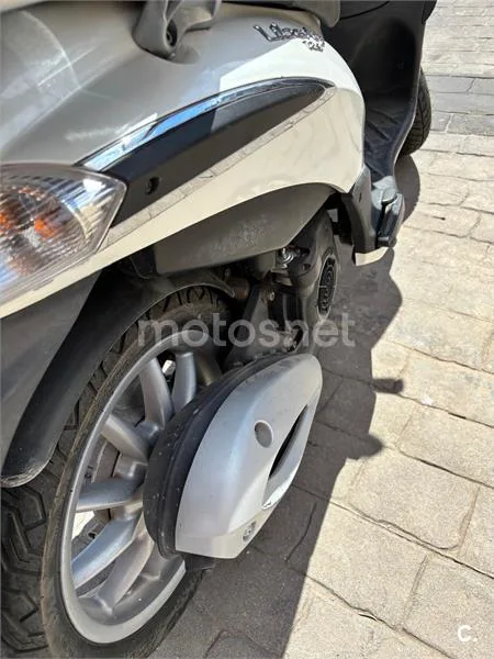Piaggio Liberty S 125 – Vista 13