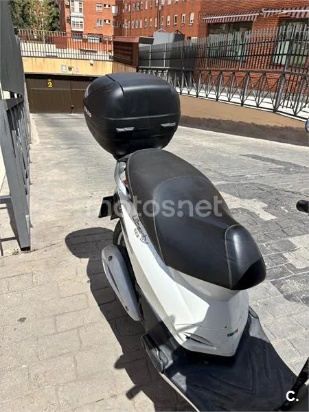 Piaggio Liberty S 125 – Vista 10