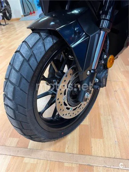 Honda ADV 350 – Vista 4