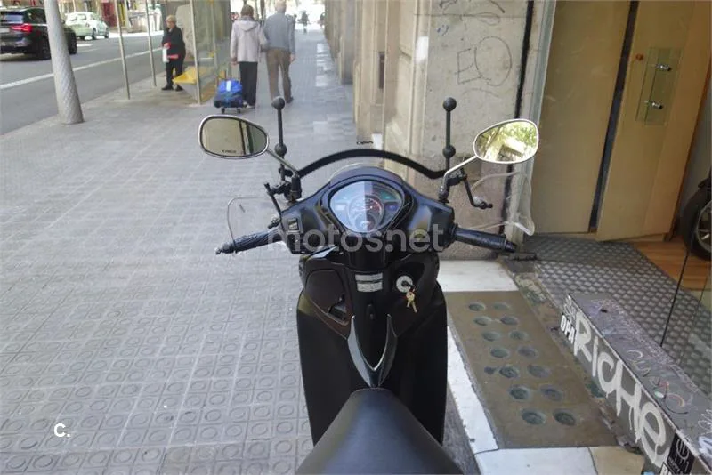 Kymco Miler 125 – Vista 15