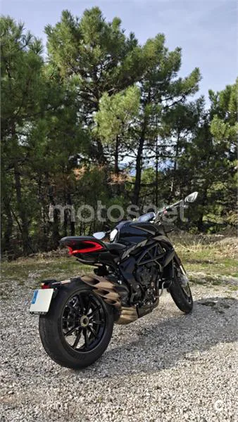 MV Agusta Dragster 800 – Vista 5
