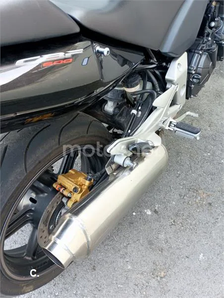 Honda CBF 600 NA – Vista 15