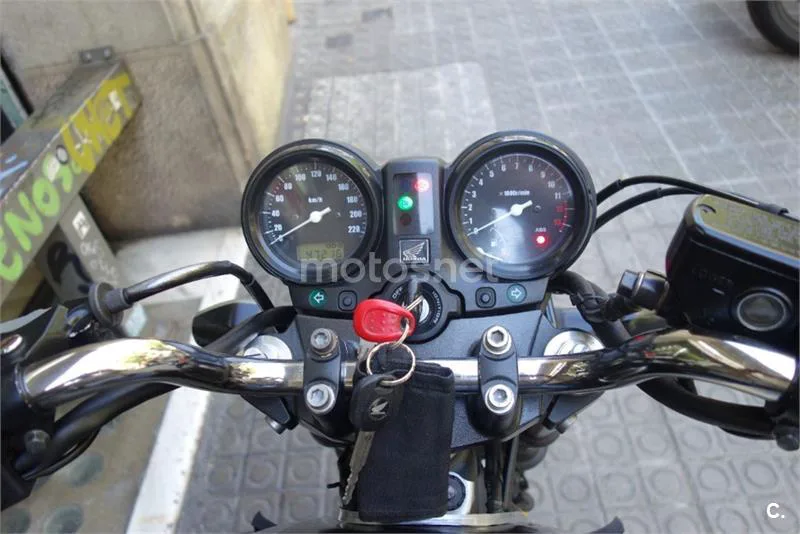 Honda CBF 600 NA – Vista 11