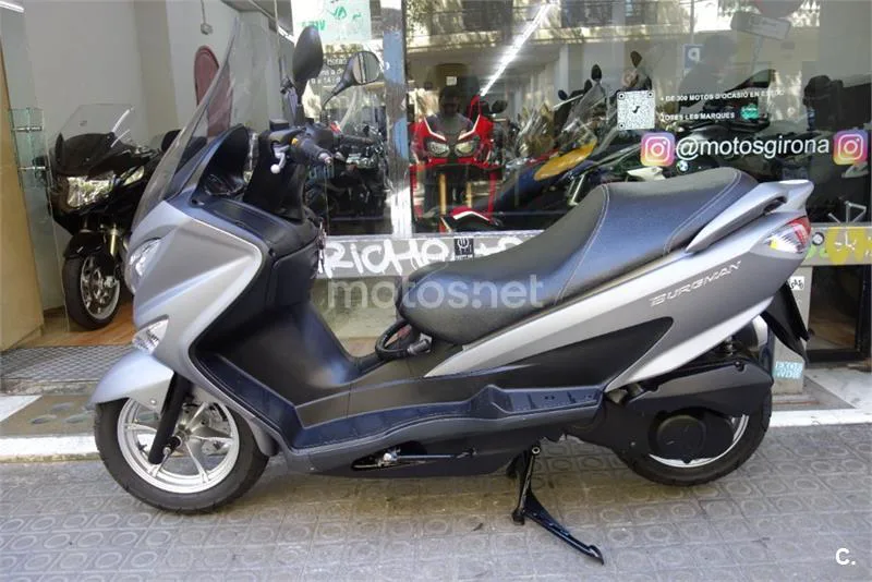 Suzuki Burgman 125 - Vista 14