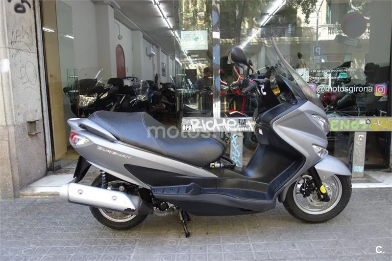 Suzuki Burgman 125 - Vista 3