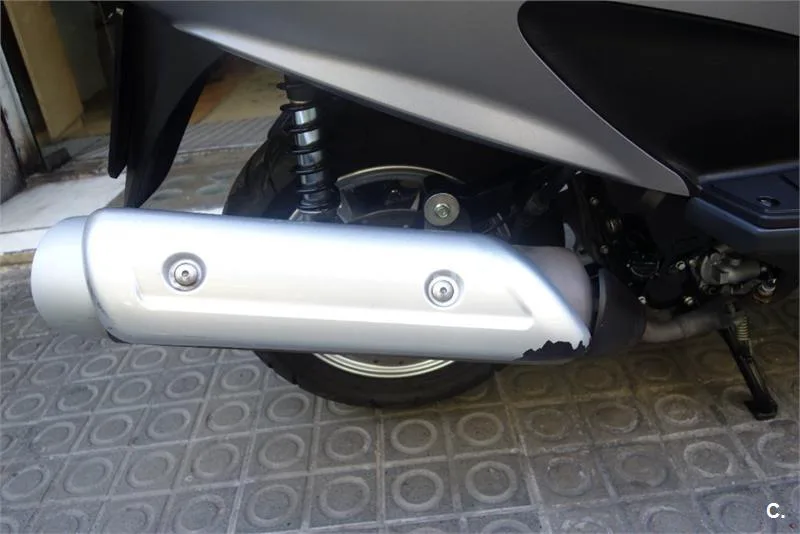 Suzuki Burgman 125 - Vista 4