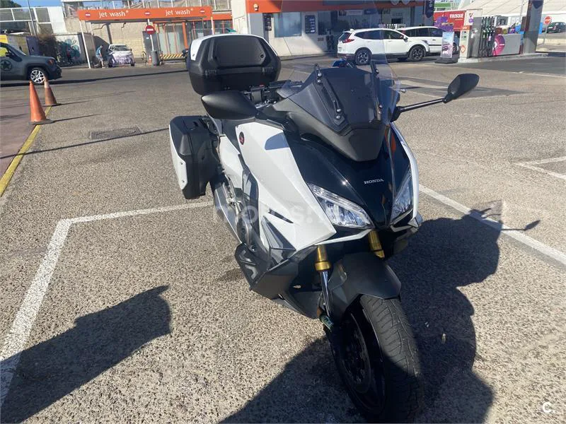 Honda Forza 750 – Vista 6