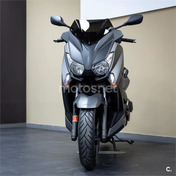 Yamaha XMAX 400 – Vista 3