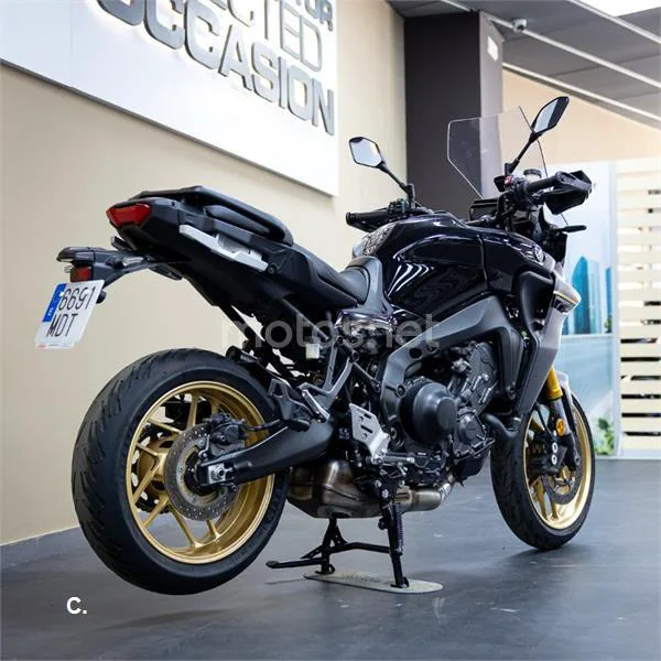 Yamaha Tracer 9 – Vista 5