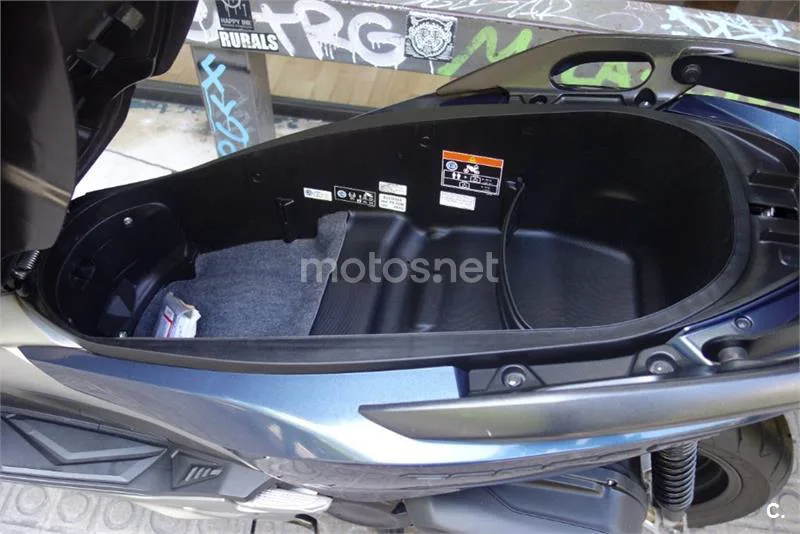 Honda Forza – Vista 12
